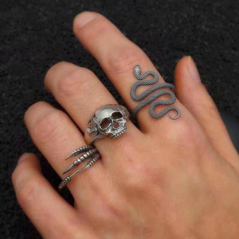 Death Skull Mens Pewter Ring by Alchemy Gothic